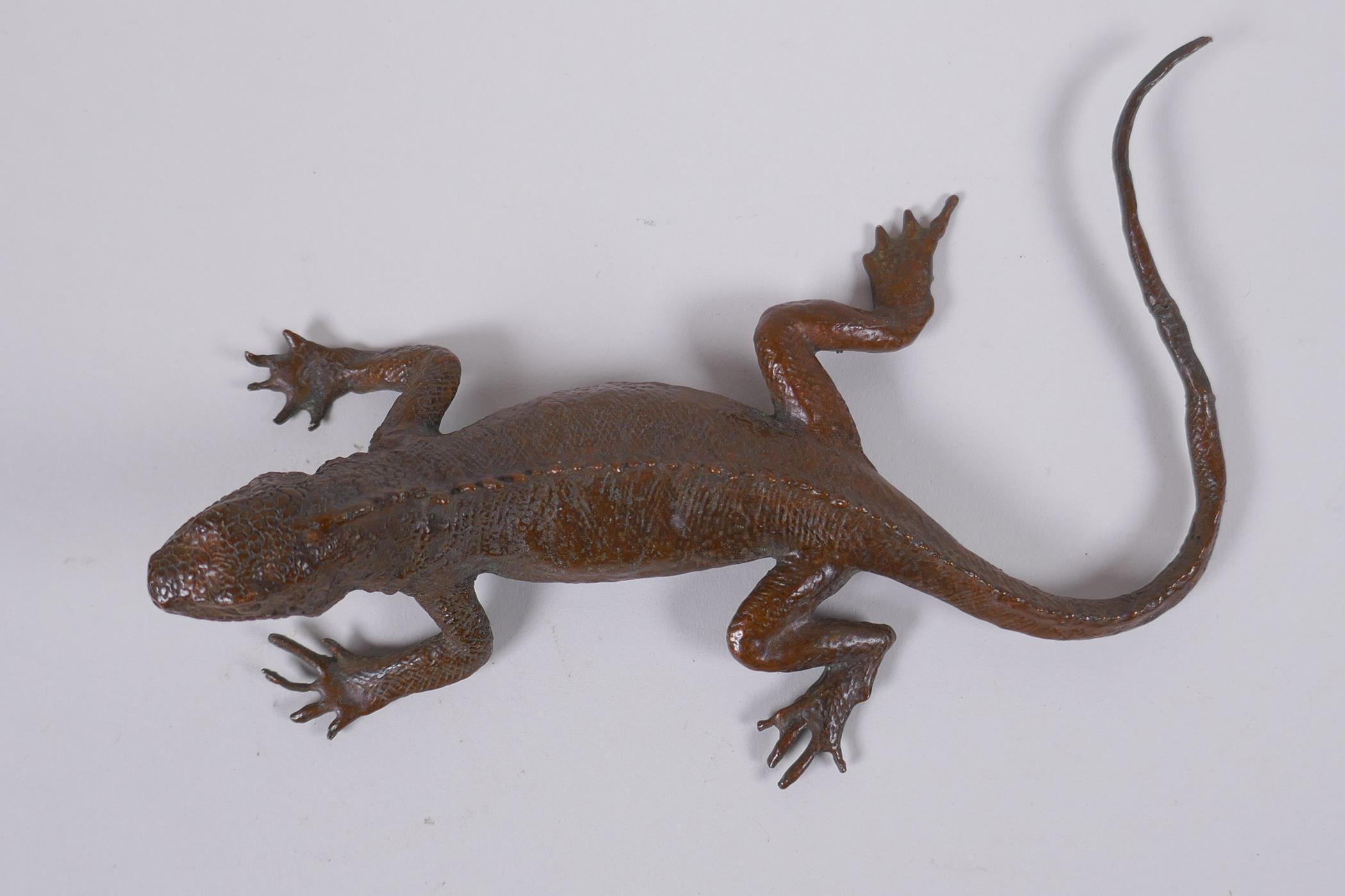 A Japanese style bronze okimono lizard, impressed mark to the base, 15cm long - Image 2 of 4