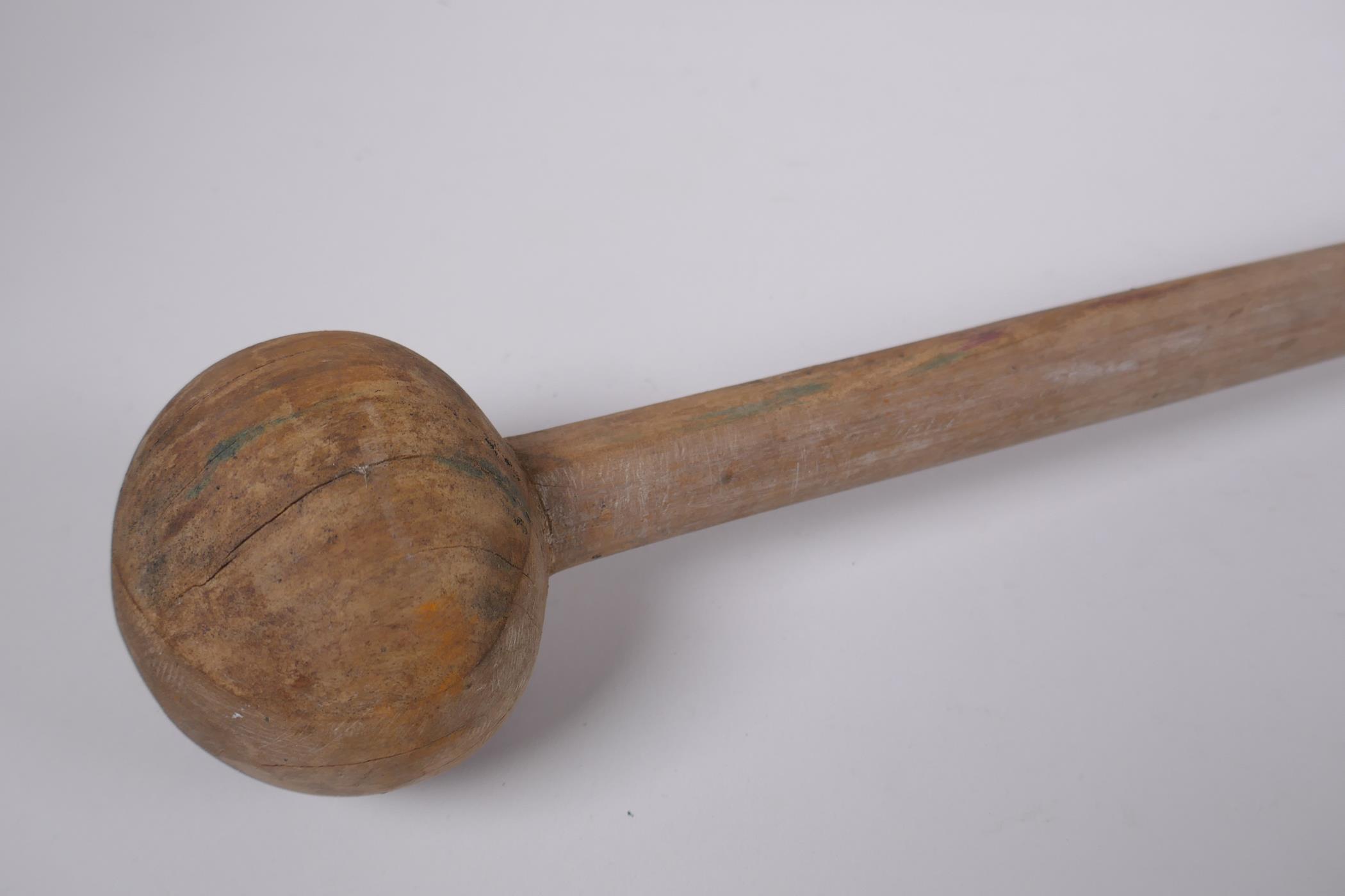 A late C19th/early C20th African Zulu knobkerrie club, 77cm long - Image 2 of 3