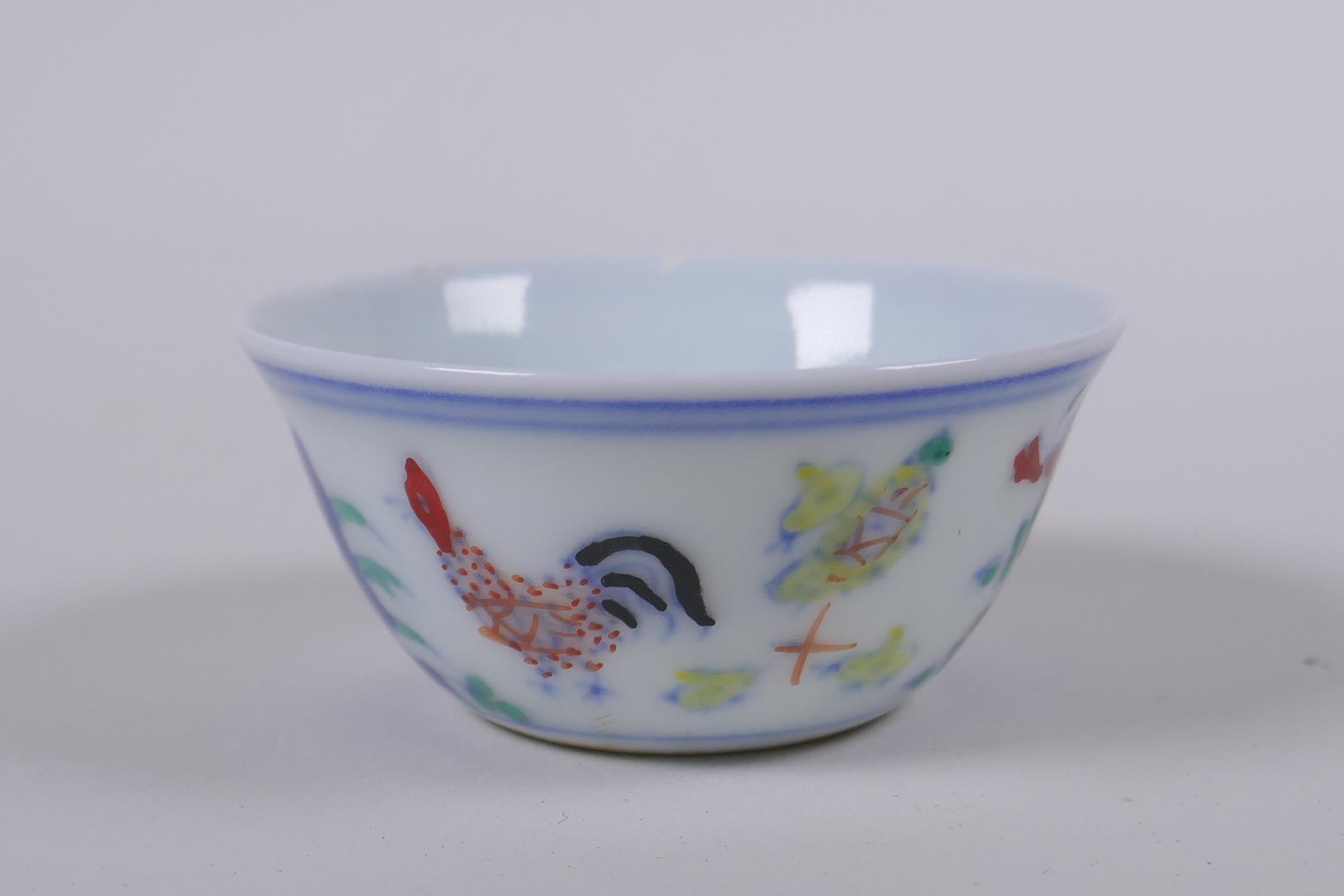 A Doucai porcelain tea bowl with chicken decoration, Chinese Chenghua 6 character mark to base, - Image 3 of 6