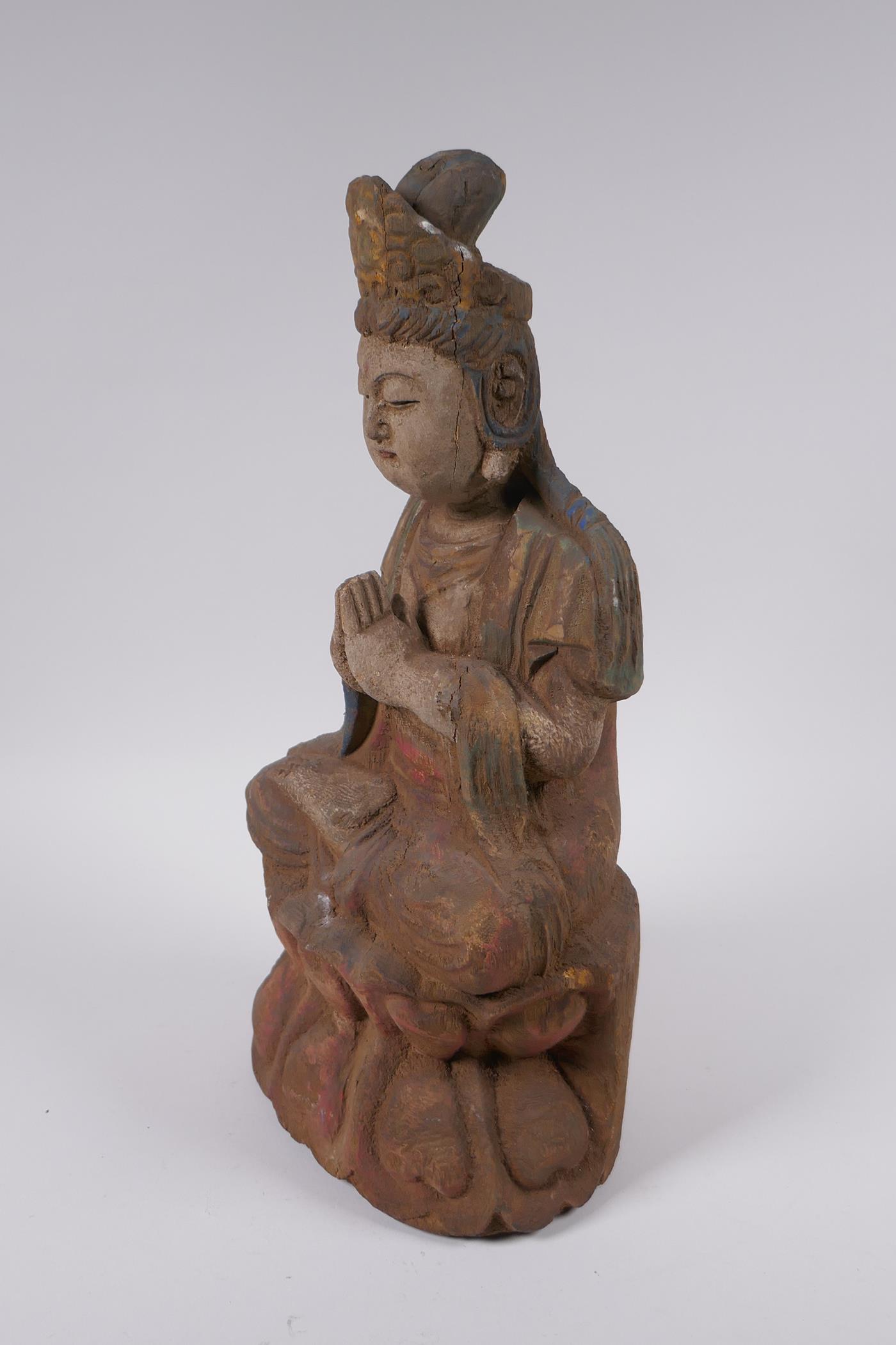A Chinese carved and painted wood figure of Quan Yin, 37cm high - Image 4 of 5