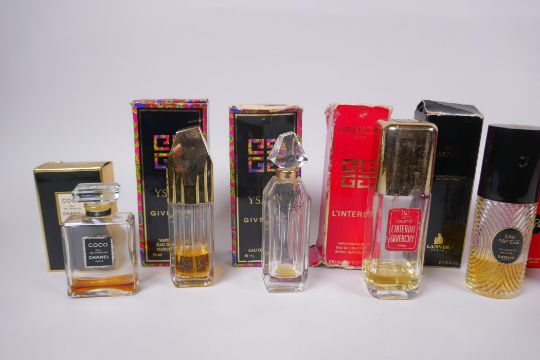 A quantity of vintage perfume bottles in original boxes, including Coco by Chanel, Ysatis by - Image 2 of 4