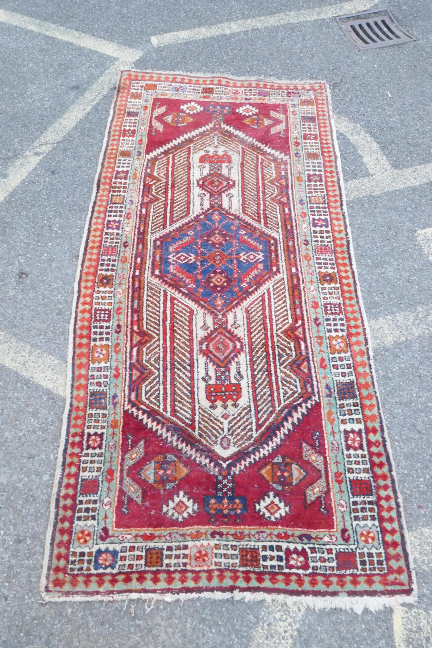 A red and blue ground flat weave runner, and a Persian red ground wool rug with a cream geometric - Image 6 of 8