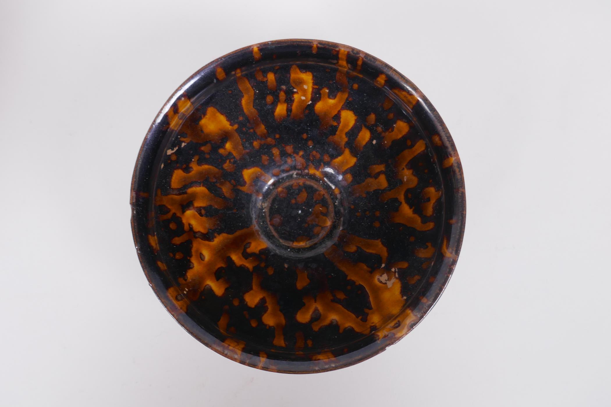 A Chinese Jizhou Kiln stem bowl with tortoise shell glaze, and a similar bowl, 12cm high - Image 5 of 6