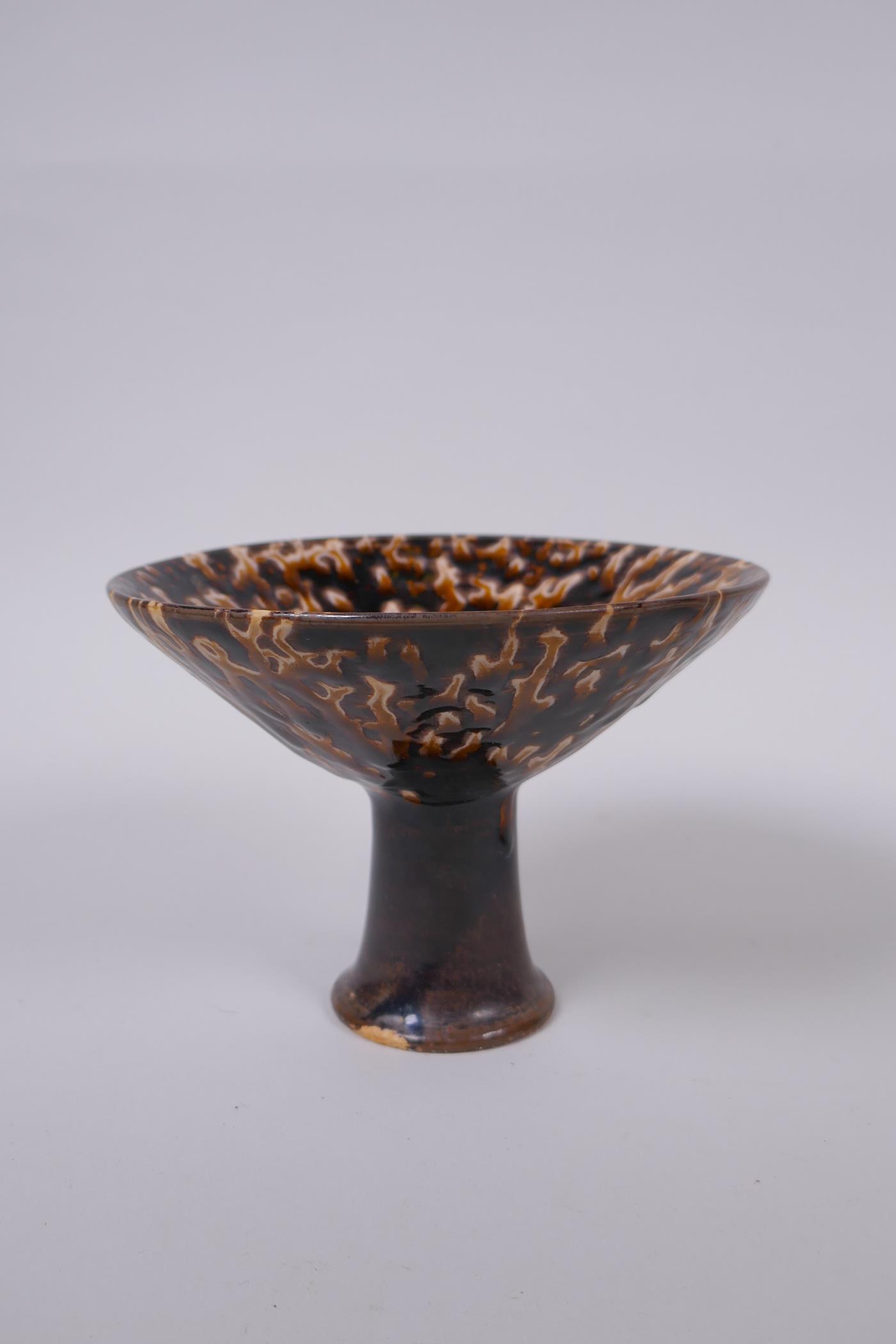 A Chinese Jizhou Kiln stem bowl with tortoise shell glaze, and a similar bowl, 12cm high - Image 2 of 6