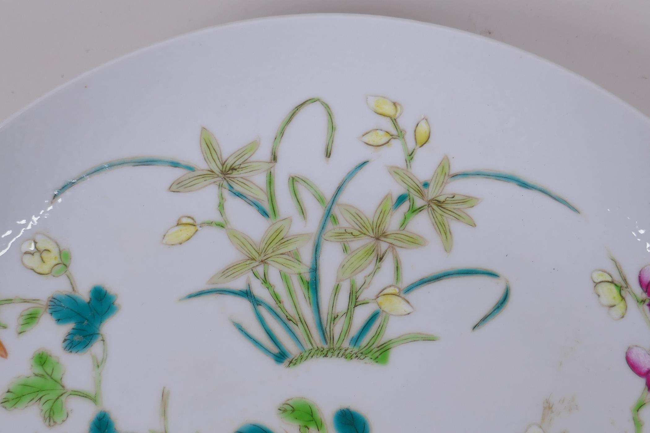 A Chinese late C19th famille rose porcelain cabinet plate decorated with peaches, bats, bamboo and - Image 6 of 8