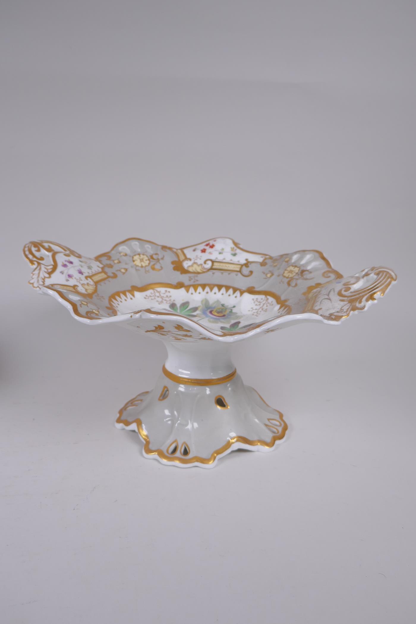 A Portuguese Vista Alegre porcelain vase with Japonaise decoration in the Imari palette, together - Image 8 of 9