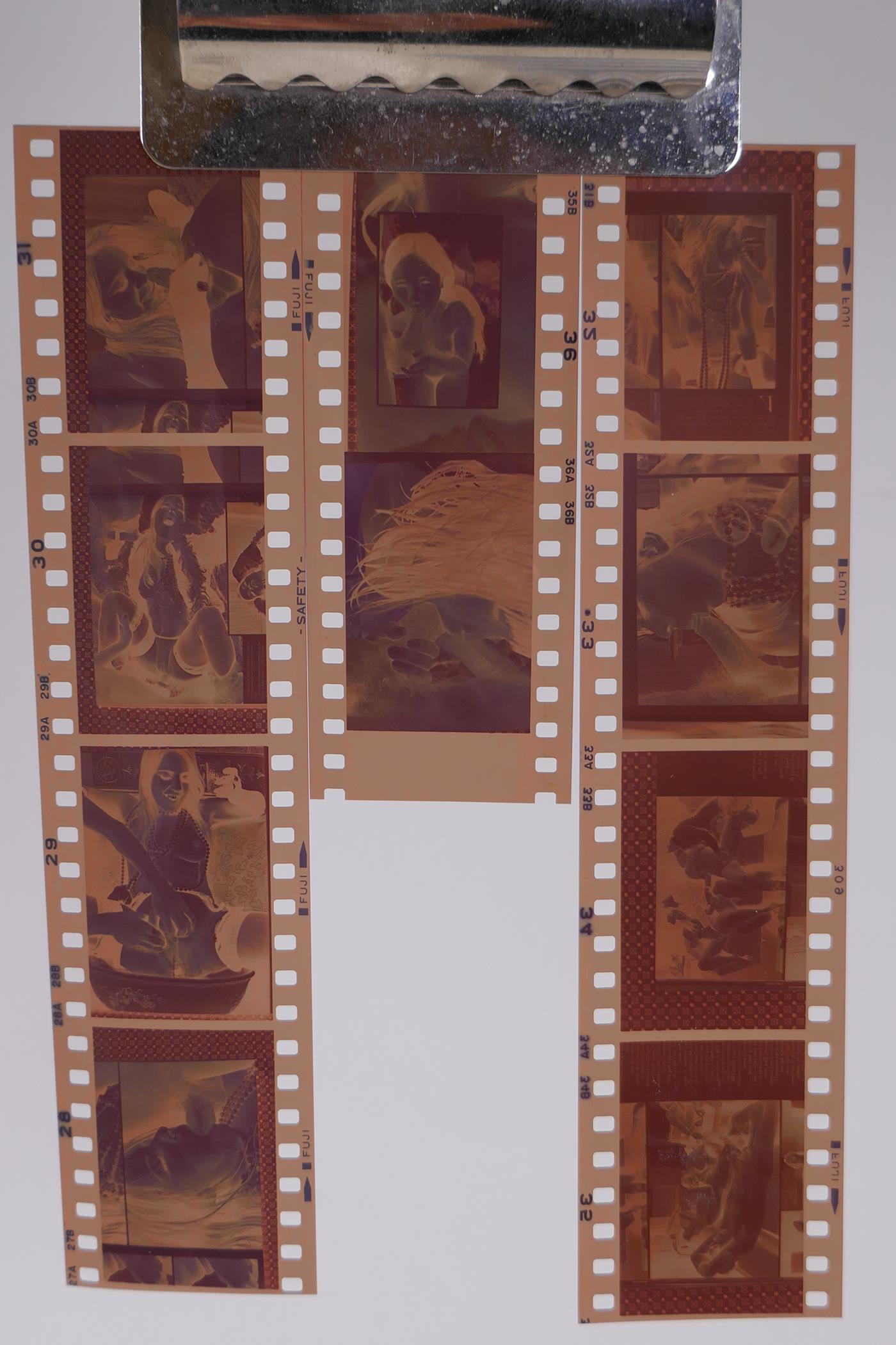 A quantity of 1970s vintage nude/erotic photographic 35mm negatives - Image 5 of 8