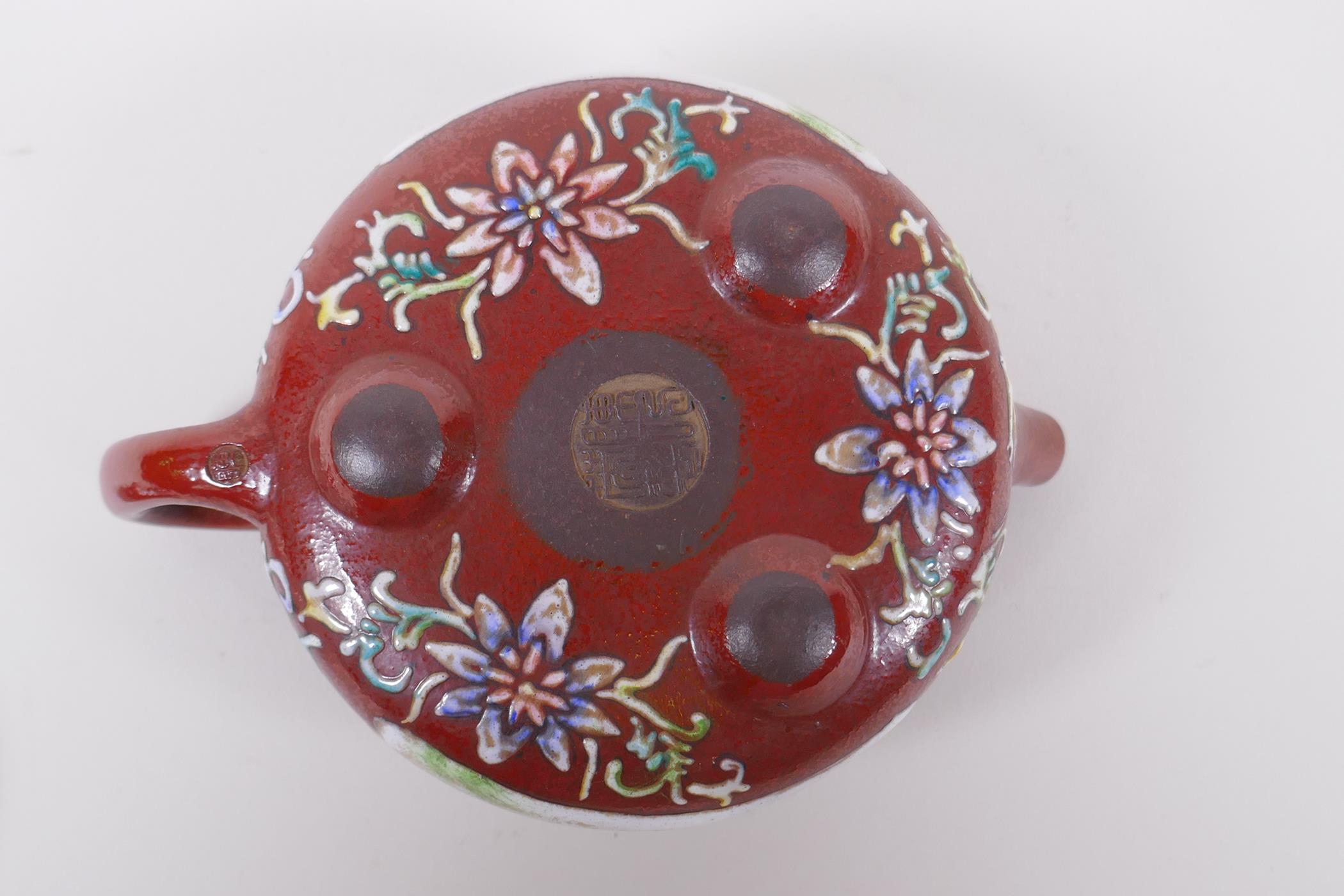 A Chinese YiXing tea pot with enamelled decoration of flowers and a riverside landscape, impressed - Image 4 of 5