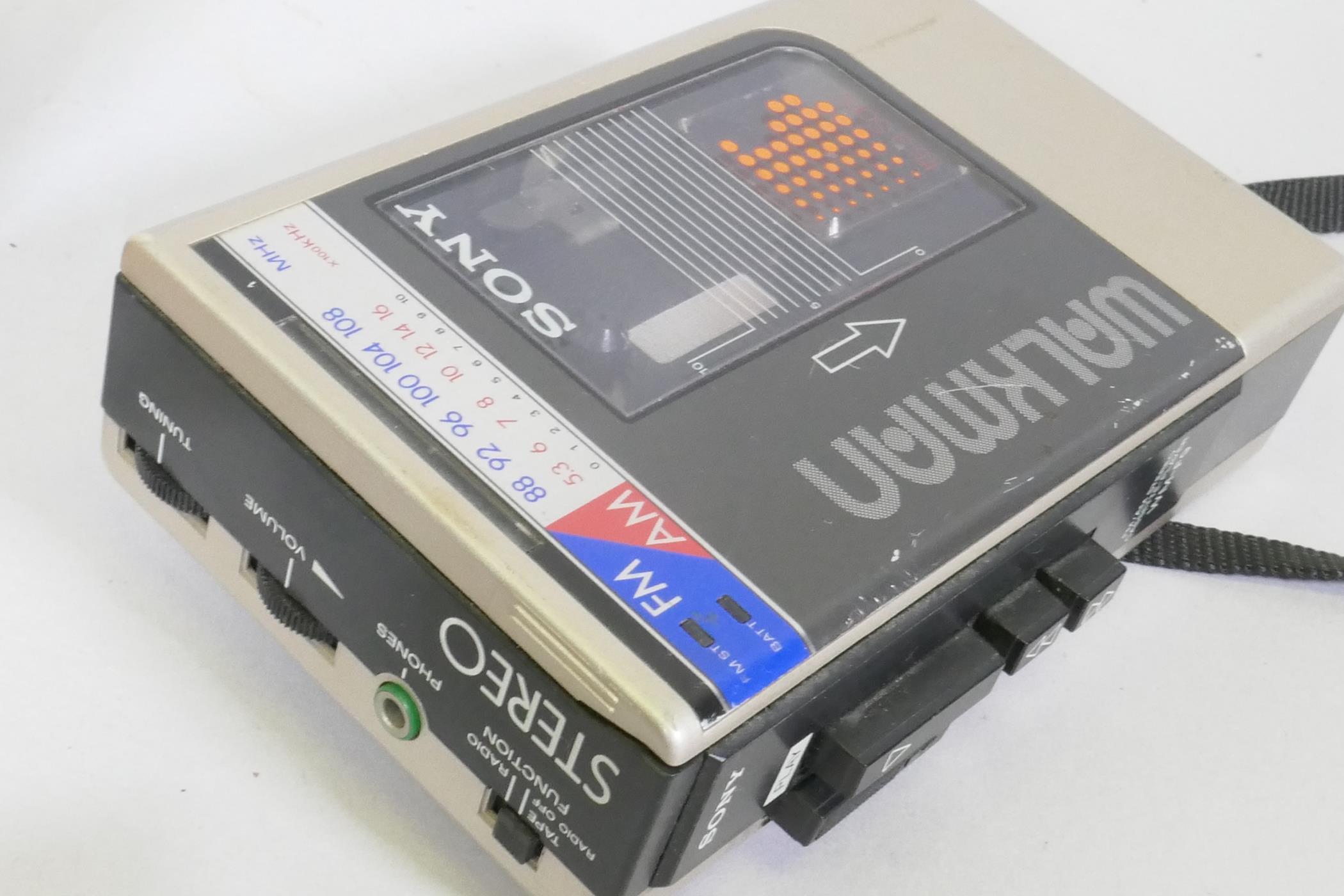 A Sony Walkman WM-F9 Stereo radio cassette player, and a Panasonic RQ-V85 Stereo radio cassette - Image 3 of 5