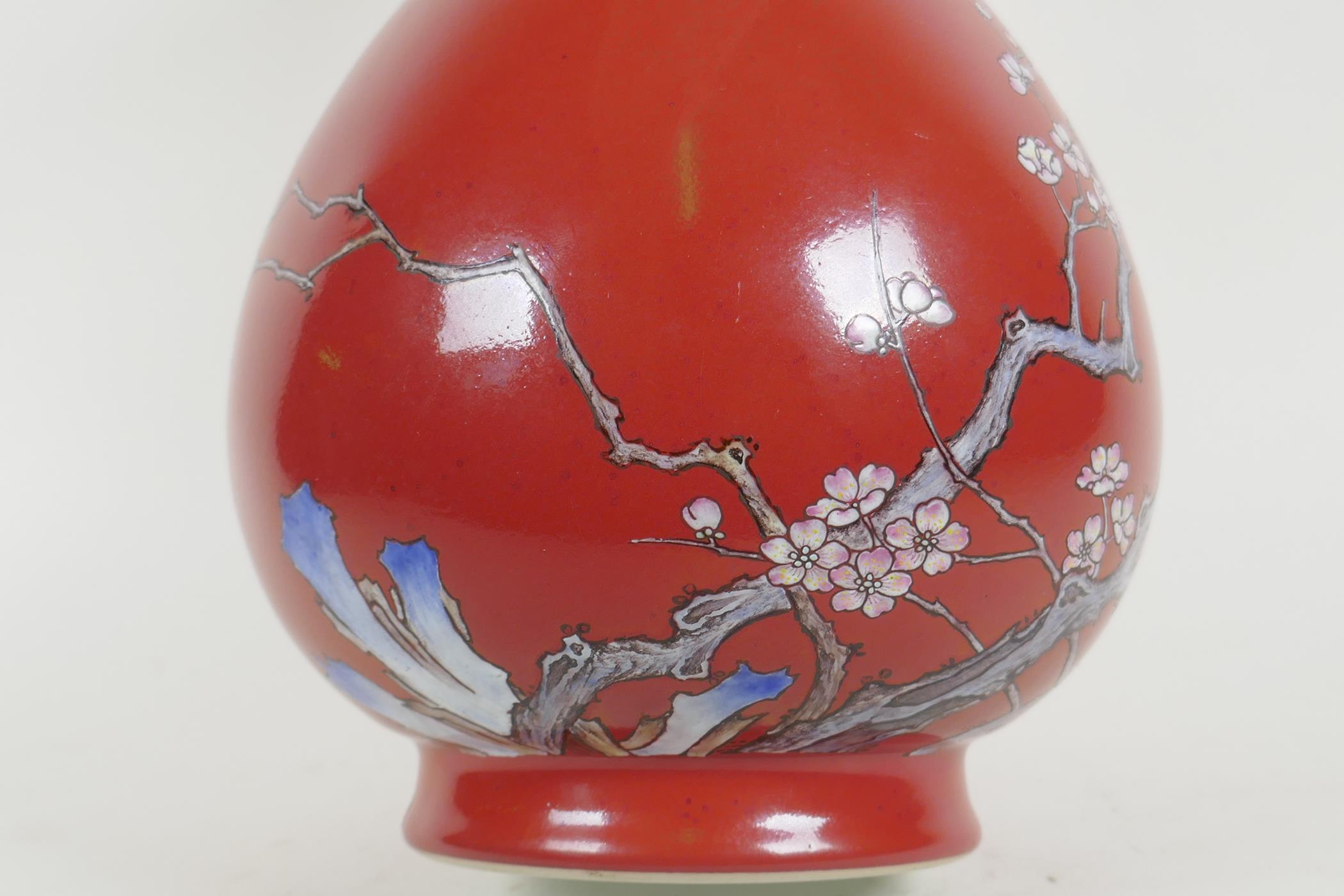 An C18th Chinese Yuhuchunping (pear shaped) porcelain vase, with enamel prunus blossom tree - Image 7 of 11