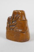 A Chinese soapstone seal, 6cm high