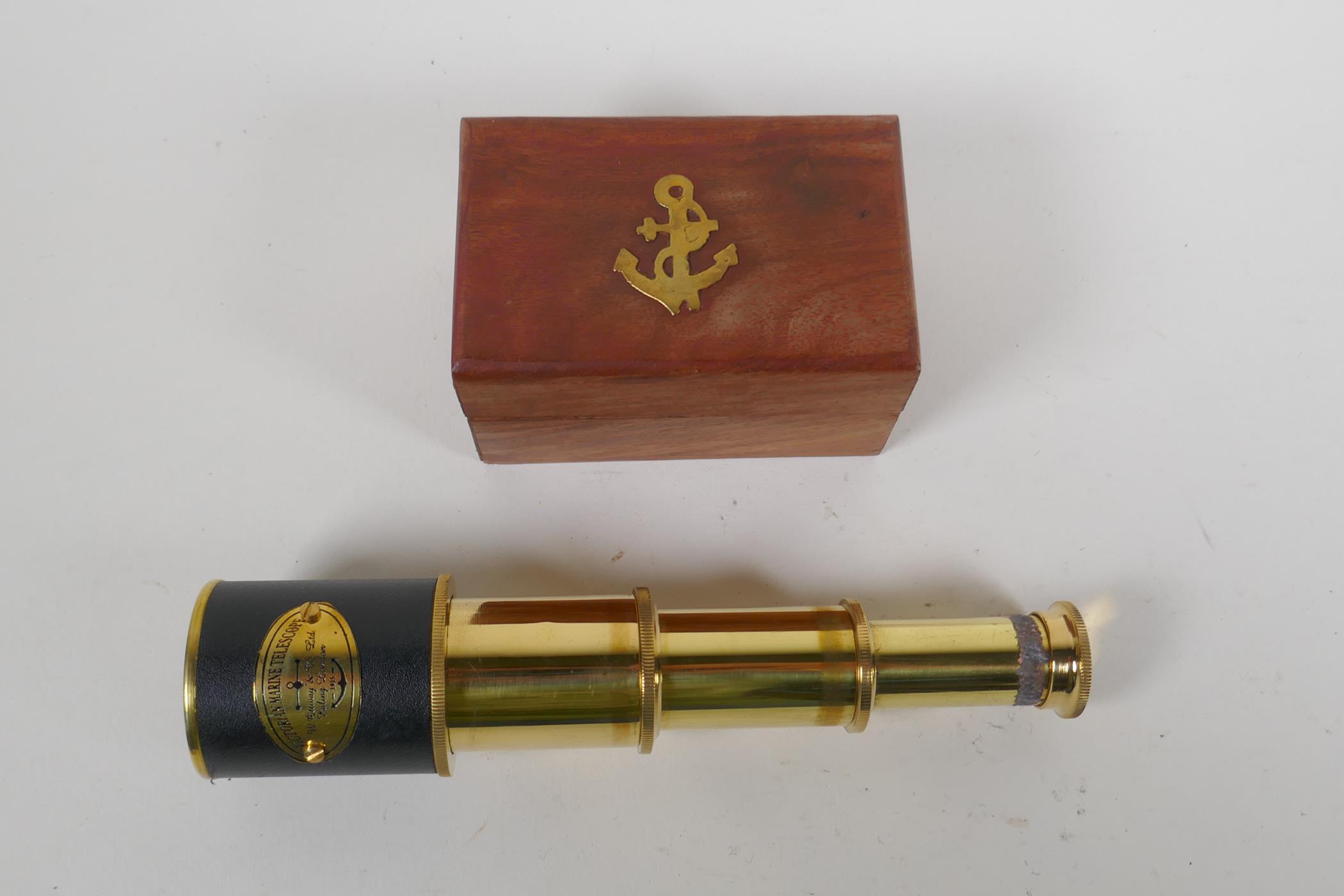 A reproduction commemorative brass four draw telescope for The Flying Scotsman reaching 100mph, 39cm - Image 4 of 5