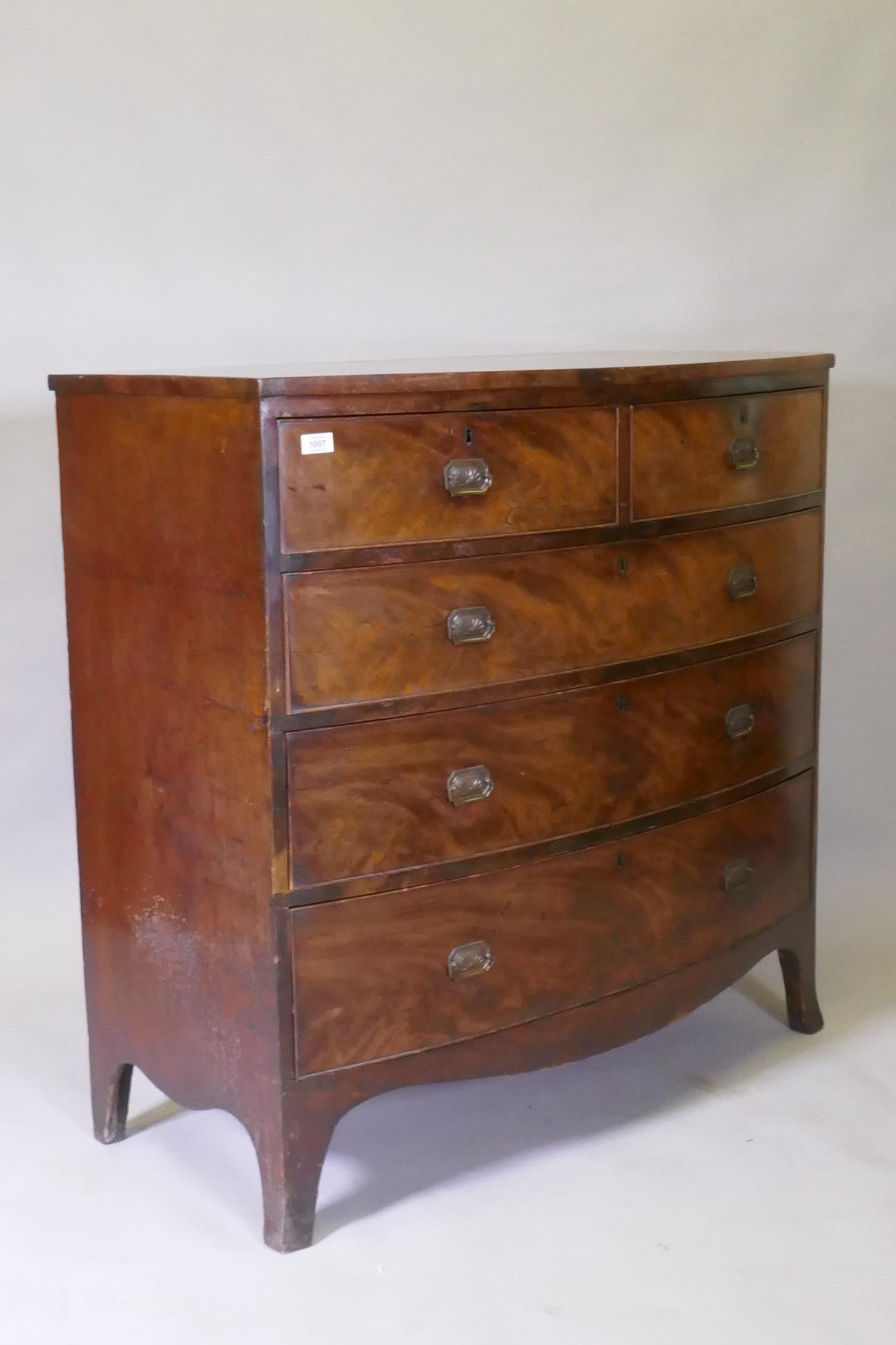 A Georgian mahogany bowfront chest of two over three drawers with cock beaded detail and brass plate - Image 3 of 4