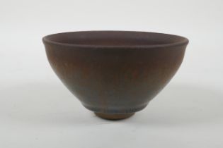 A Chinese Jian kiln rice bowl with hares fur glaze, 2 character mark to base, 13cm diameter
