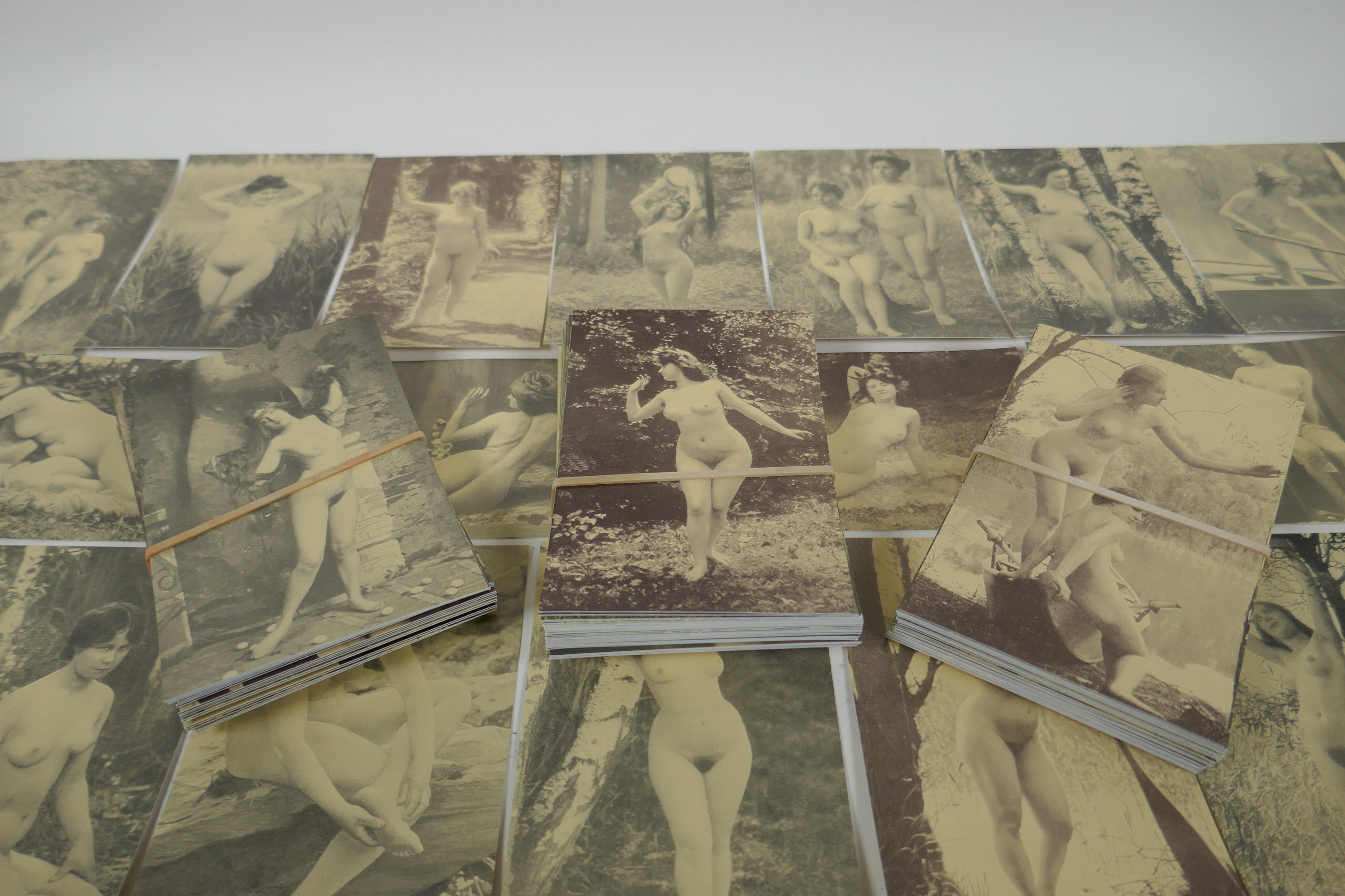 A quantity of monochrome postcards depicting female nudes, 9 x 14cm, approx 180 - Image 6 of 6