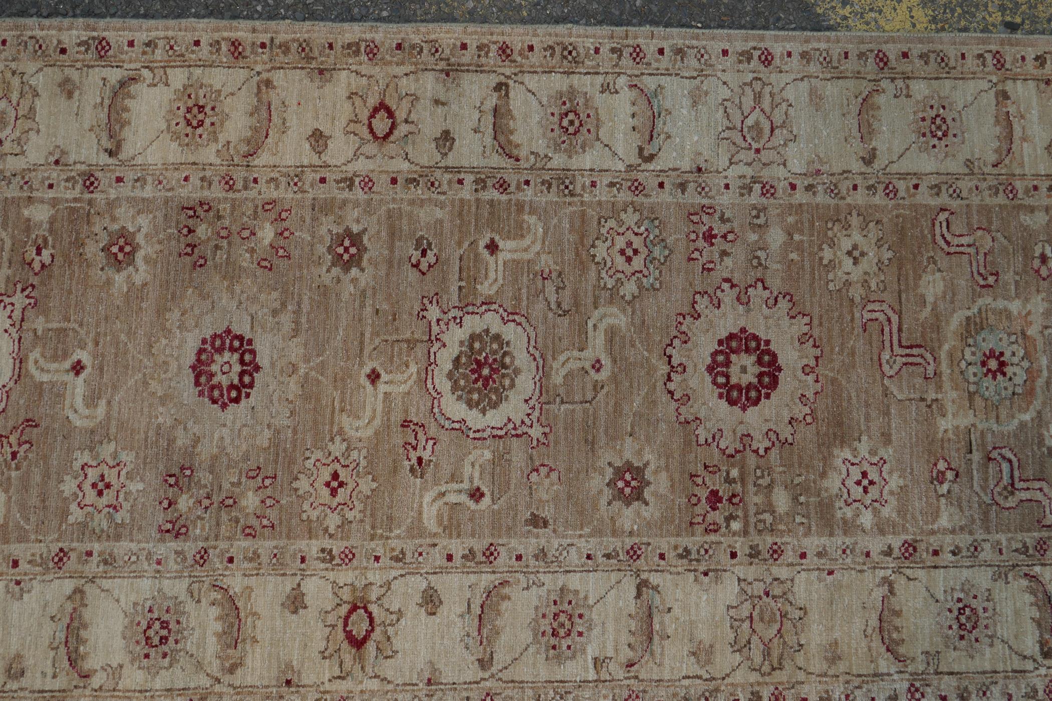 A cream ground wool Ziegler Mahal runner decorated with floral medallions, 85 x 350cm - Image 3 of 5