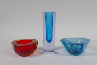 A 1960s Murano 'Sommerso' glass vase and two 'Sommerso' faceted glass ash trays, unmarked, largest