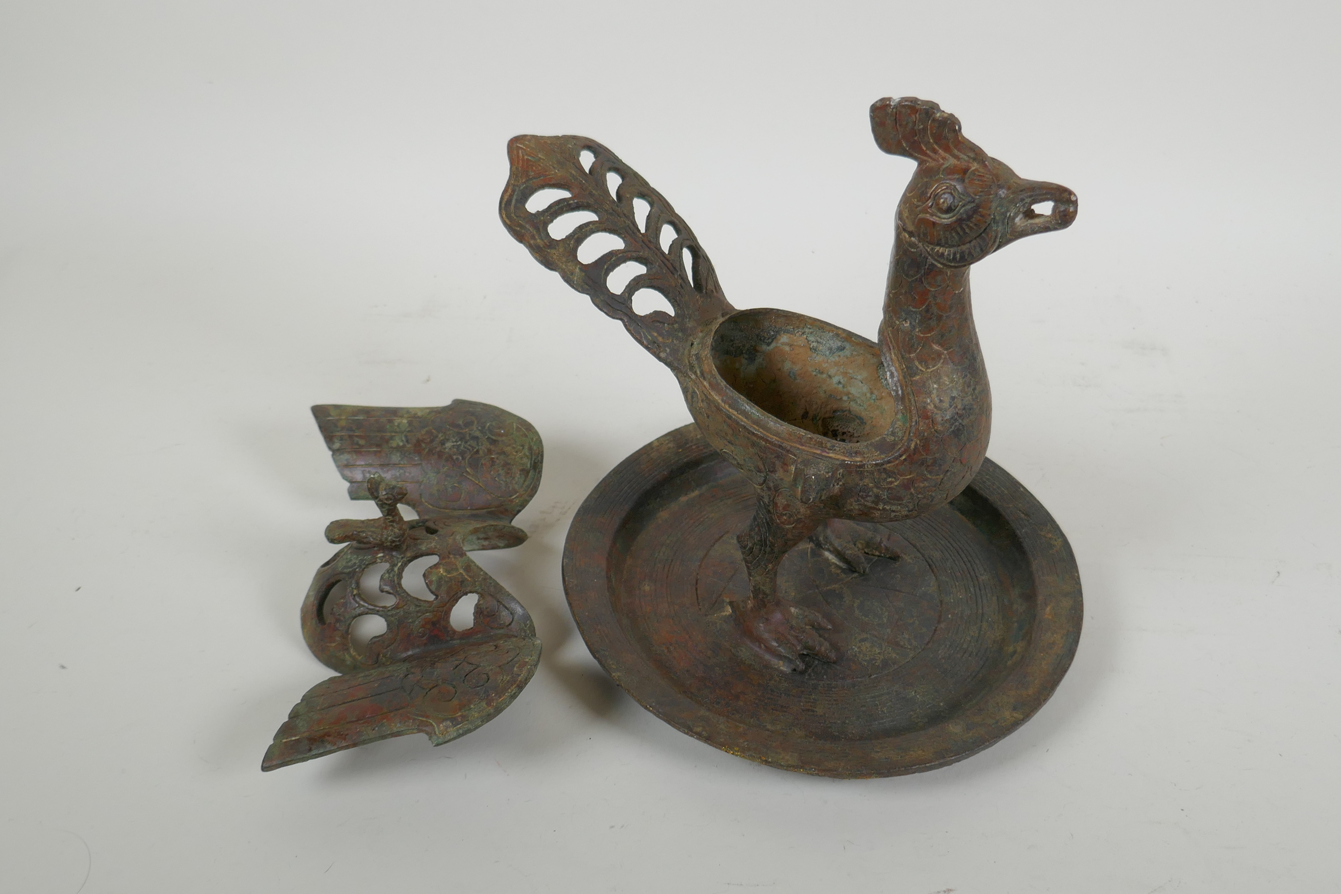 A Chinese archaic style bronzed metal censer in the form of a phoenix standing on a platter, 20cm - Image 4 of 5