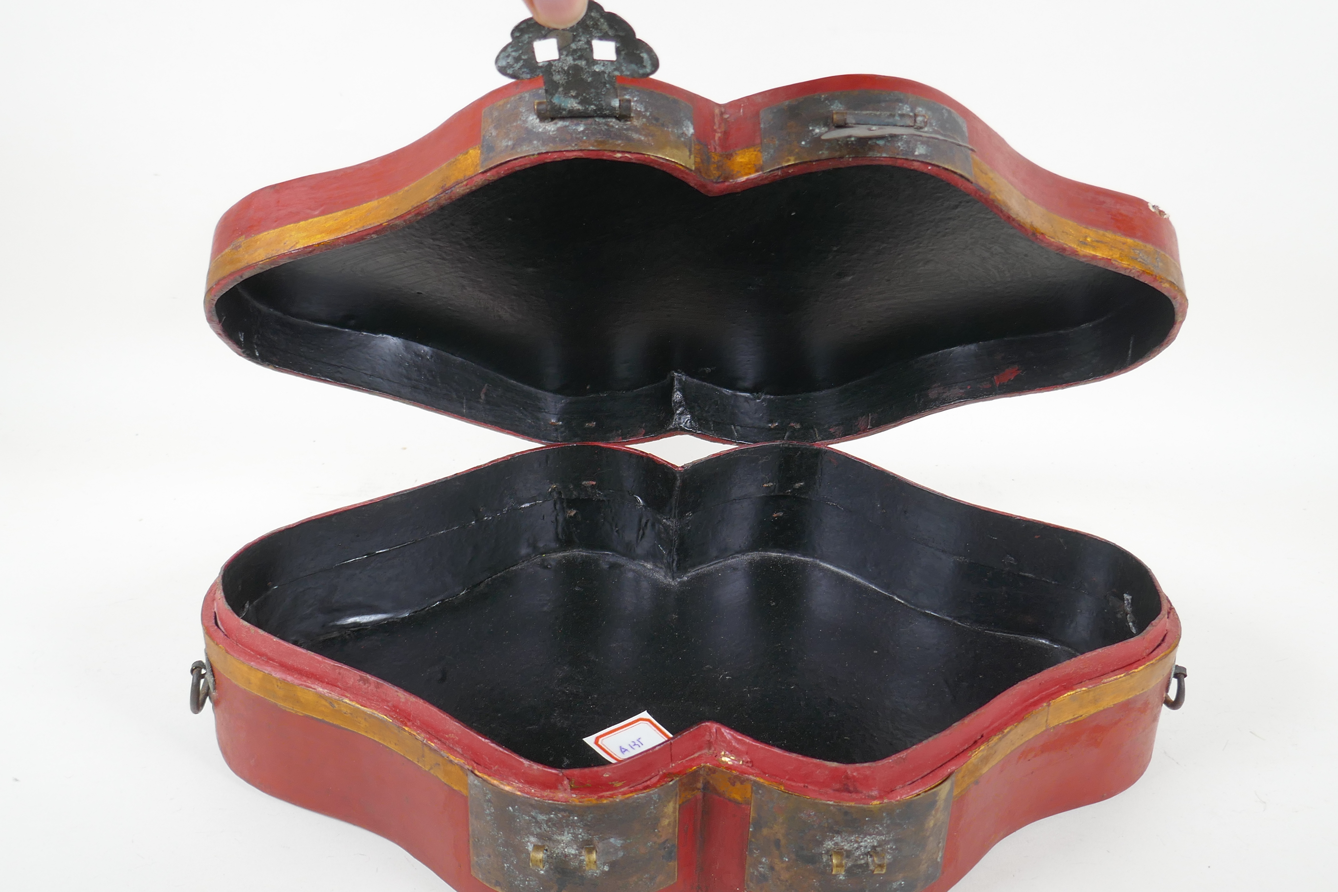 A Chinese red lacquered wood box with metal mounts, 40 x 25cm - Image 3 of 3
