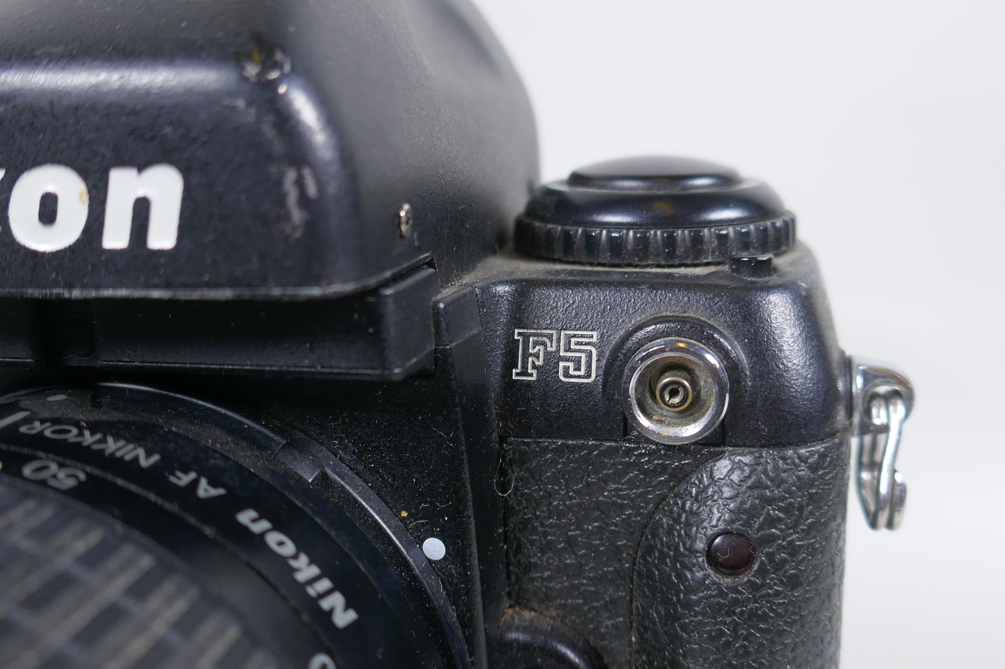 A Nikon F5 Kodak Professional DCS 620 digital camera, fitted with an AF Nikkor 28-80mm lens, - Image 3 of 8