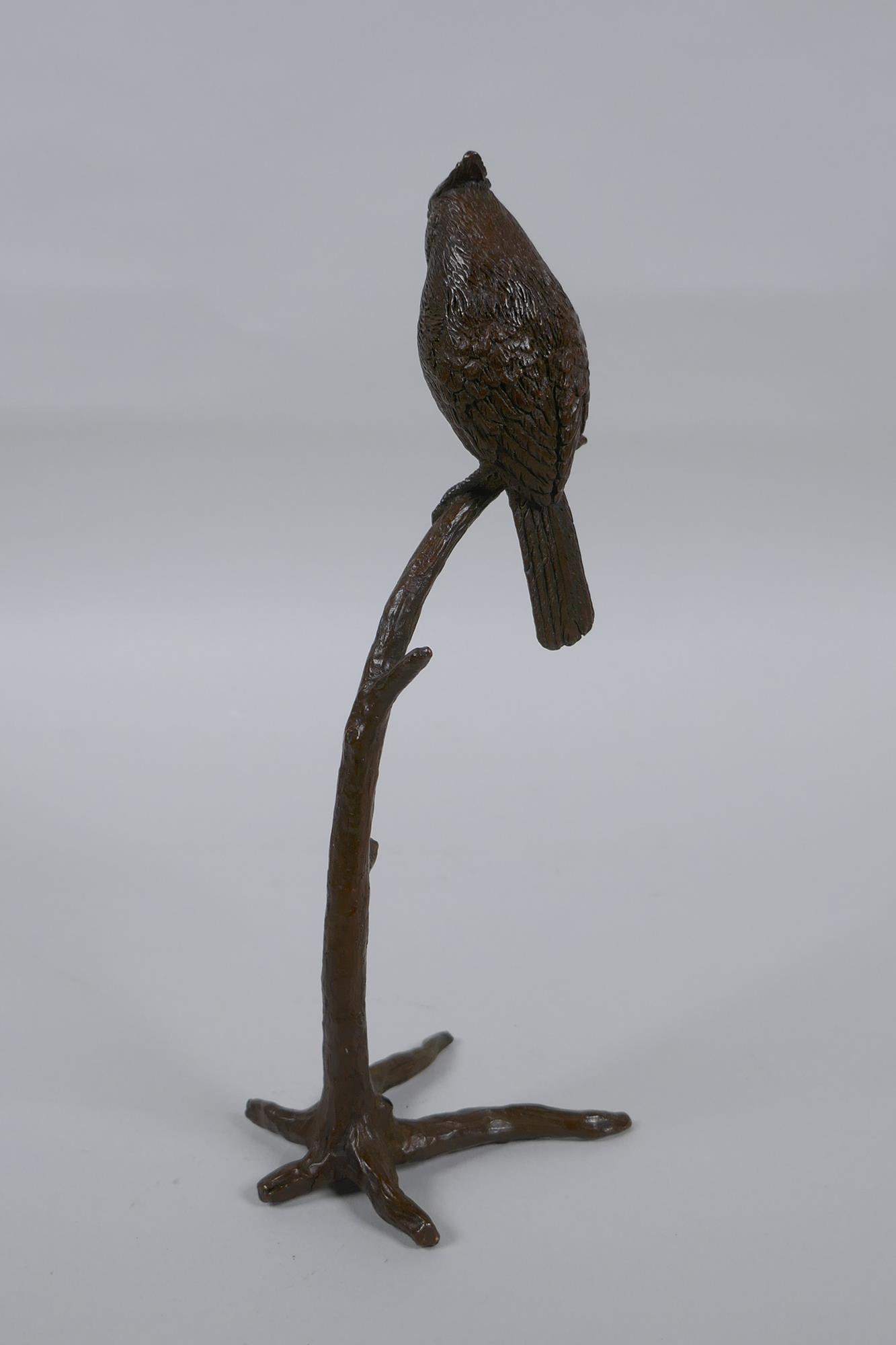 A bronze figure of a bird perched on a tree, 19cm high - Image 3 of 3