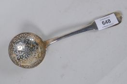 An C18th French silver sifter/strainer, 21.5cm long, 95g