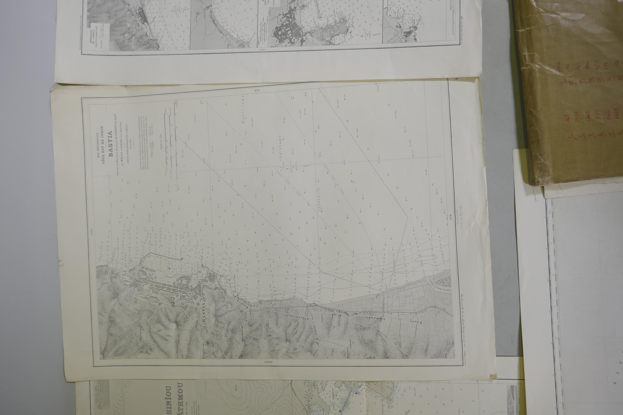 A large quantity of of 1960s marine charts of the Mediterranean, 104 x 71cm - Image 4 of 6