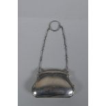 An antique silver coin purse by Deakin and Francis Ltd, Birmingham, 1917, 64g gross, 9 x 5.5cm