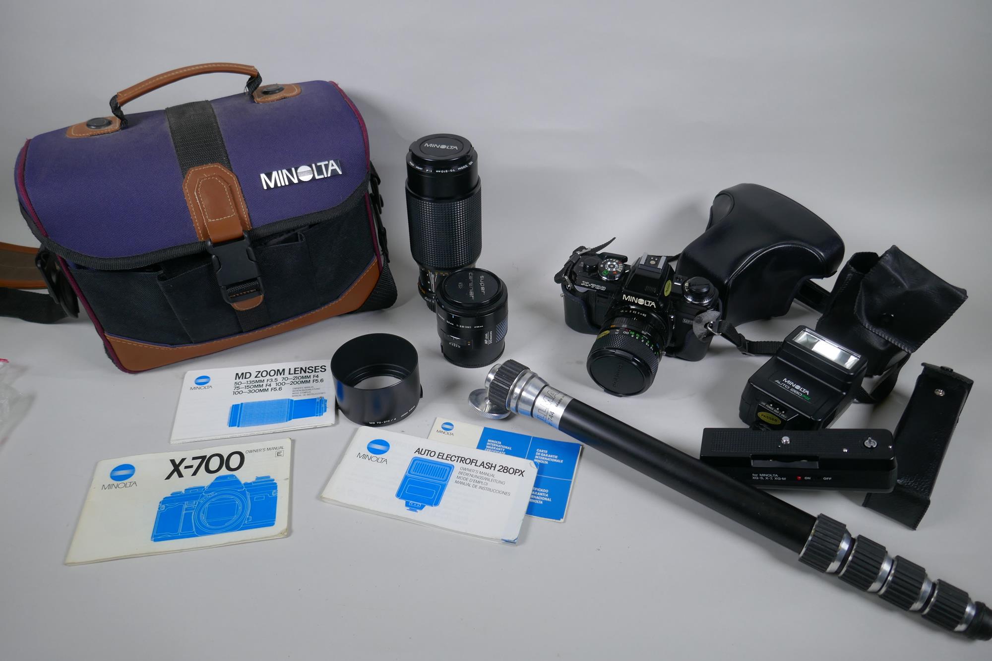 A Minolta X-700 SLR camera fitted with a Soligor zoom and macro 28-55mm lens, and a collection of - Image 9 of 9