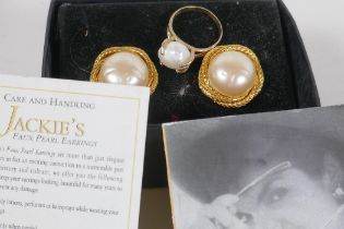 A pair of faux pearl 'Jackie's' (Kennedy) replica earrings, and a 9ct gold ring set with a large