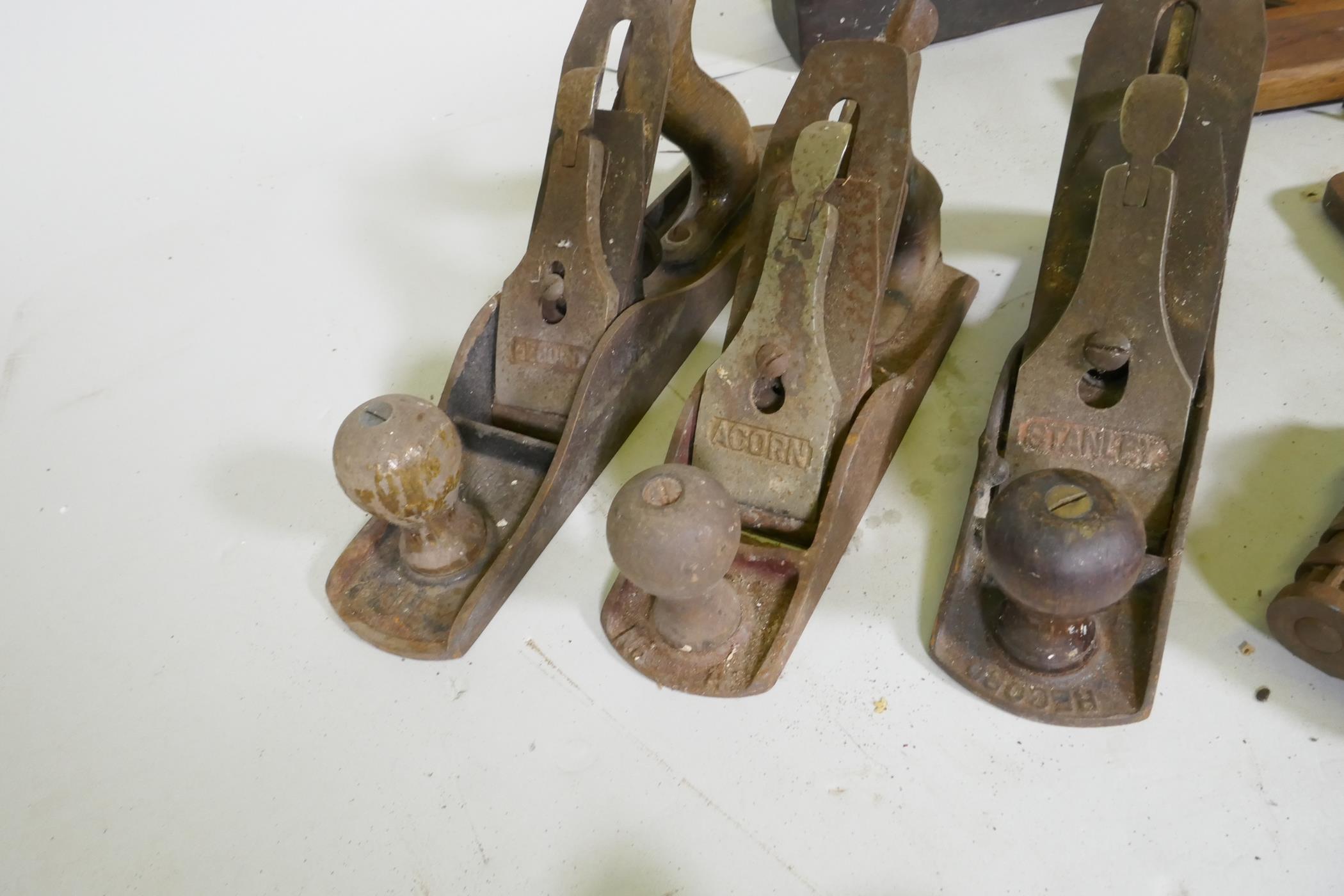 A quantity of hand planes, Record, Bailey Acorn, smoothing planes, rebate/moulding planes and a - Image 3 of 6