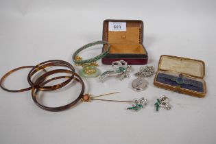 A small quantity of vintage costume jewellery, diamante brooch and earrings, hat pins, jade