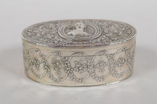 A C19th French silver oval box with repousse portrait and swag decoration, 107g, 9 x 6cm