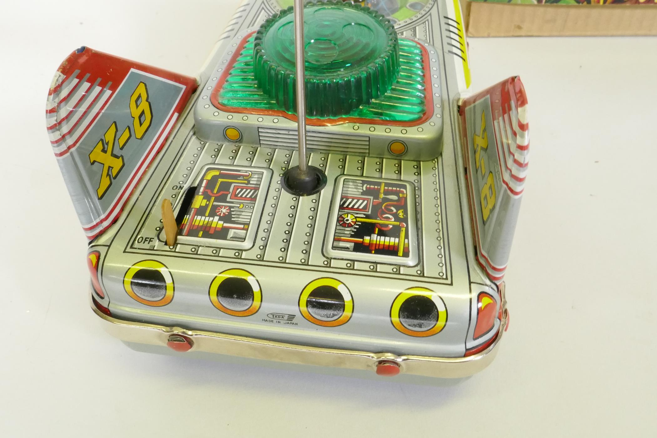 A 1960s Tada Japanese tin plate toy, Spaceship X-8, in original box, fine condition - Image 3 of 5