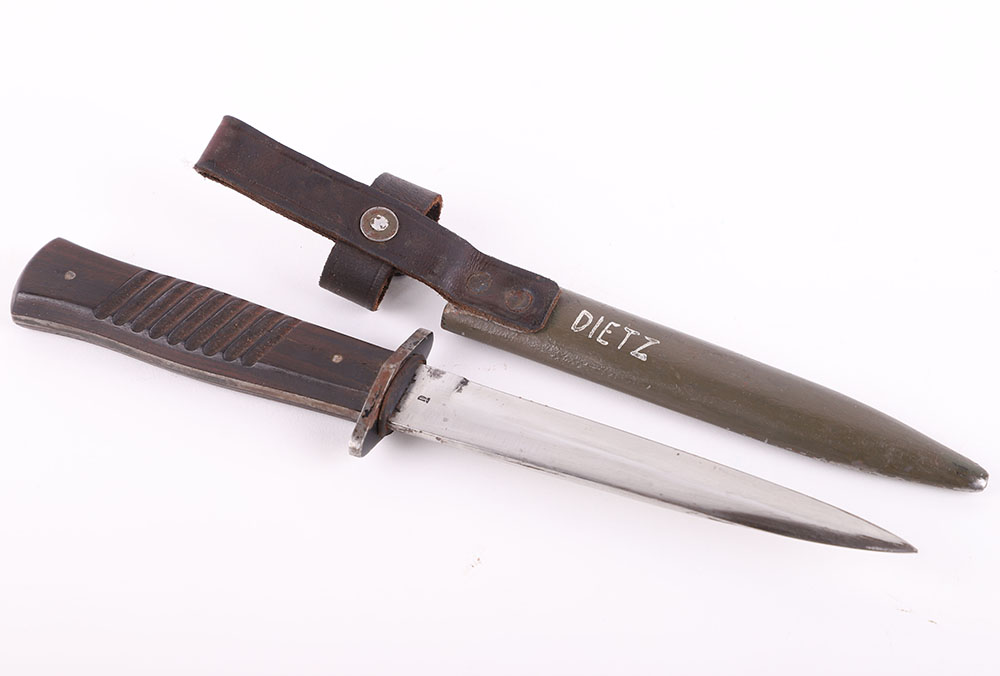 Copy of a WW1 German Trench Knife - Image 8 of 13