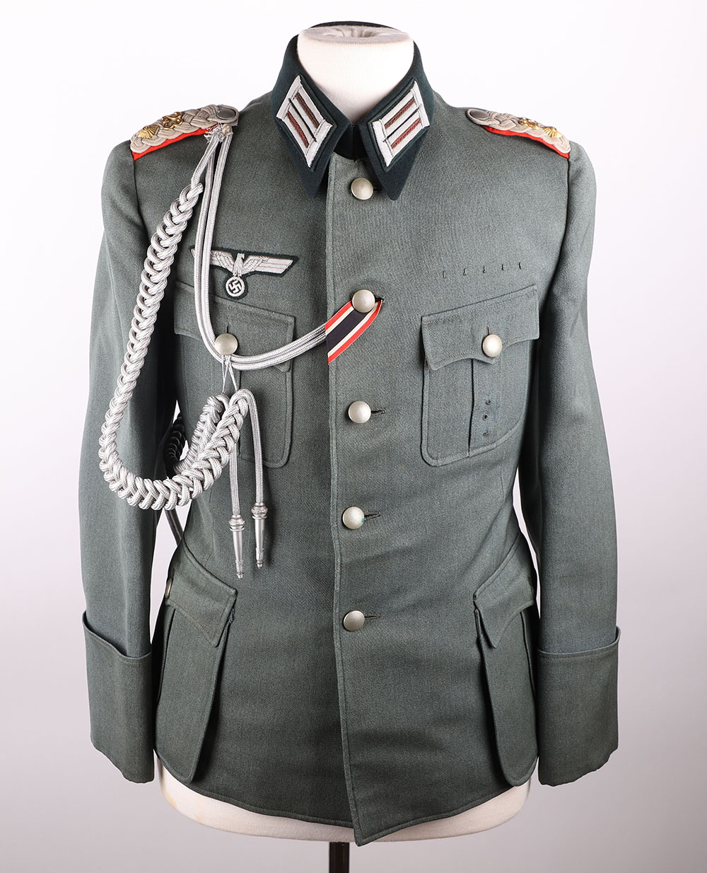 WW2 German Artillery Regiment Nr 23 Oberstleutnant Officers Tunic and Peaked Cap - Image 4 of 27