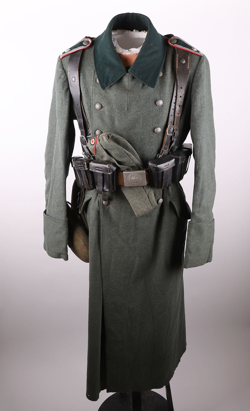 WW2 German Army Greatcoat, Overseas Cap and Equipment Set - Image 21 of 23