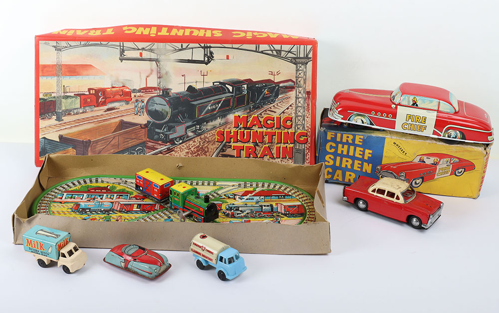 Boxed Wells Toys Tinplate Friction Drive Fire Chief Siren Car