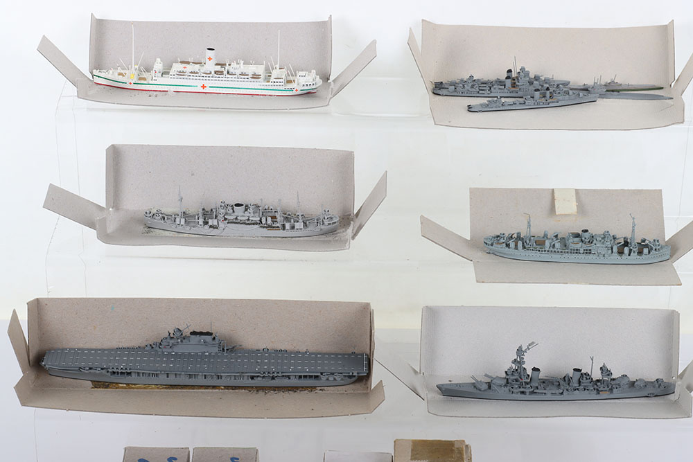 A collection of Waterline Navy models Ships - Image 2 of 3