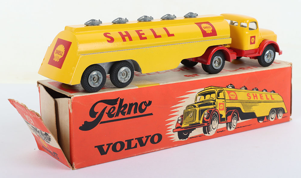 Tekno 434 Volvo Shell Petrol Tanker - Image 2 of 5