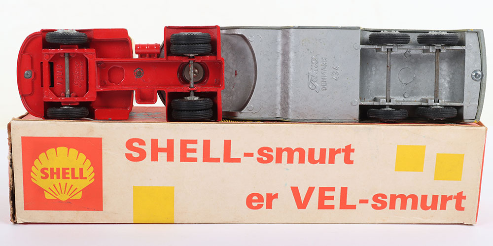 Tekno 434 Volvo Shell Petrol Tanker - Image 5 of 5