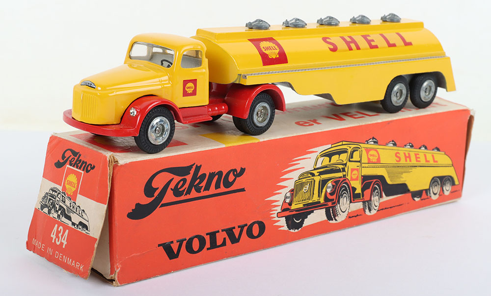 Tekno 434 Volvo Shell Petrol Tanker