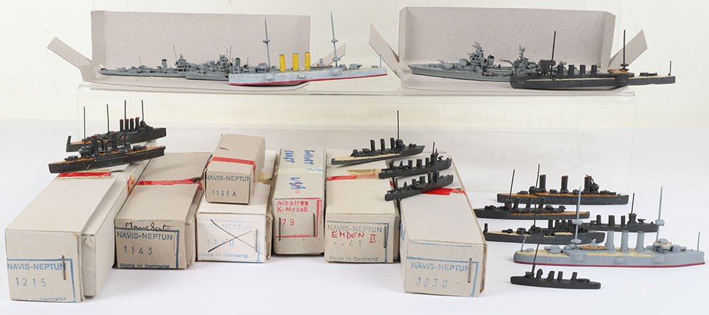 A collection of Waterline Navy models Ships - Image 2 of 3