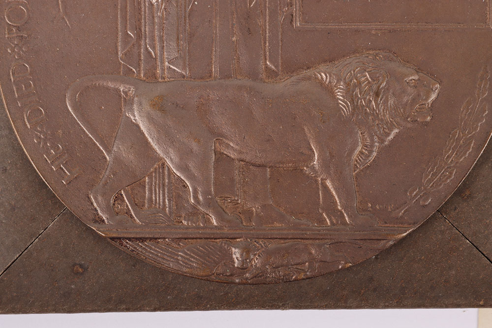 Great War Bronze Memorial Plaque, awarded to ‘ARTHUR NUNN’ - Image 2 of 5