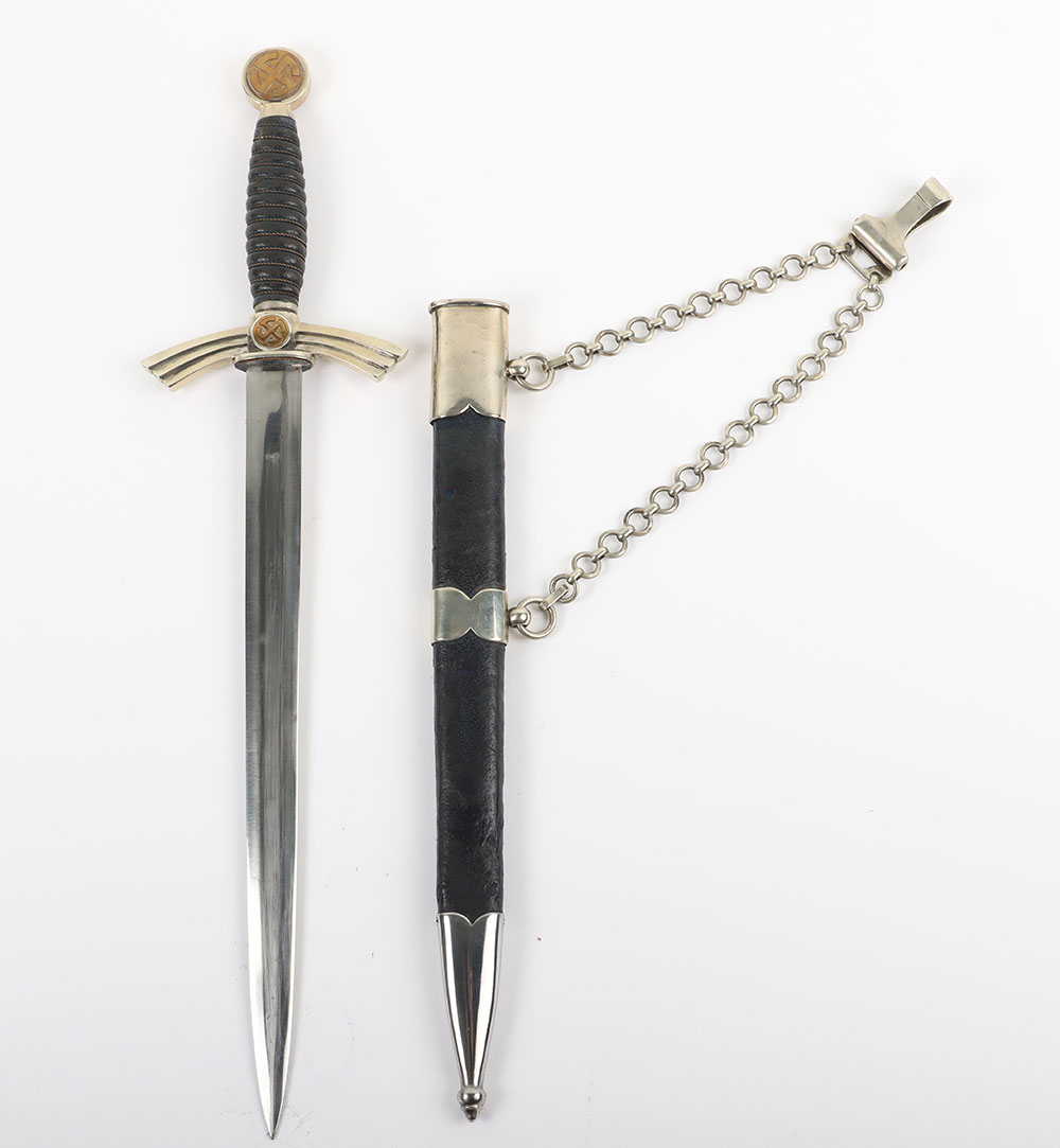 German Luftwaffe 1st Pattern Officers Dress Dagger by Carl Eickhorn, Solingen