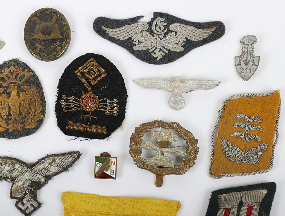 WW2 German and Italian Cloth Insignia Grouping - Image 7 of 9