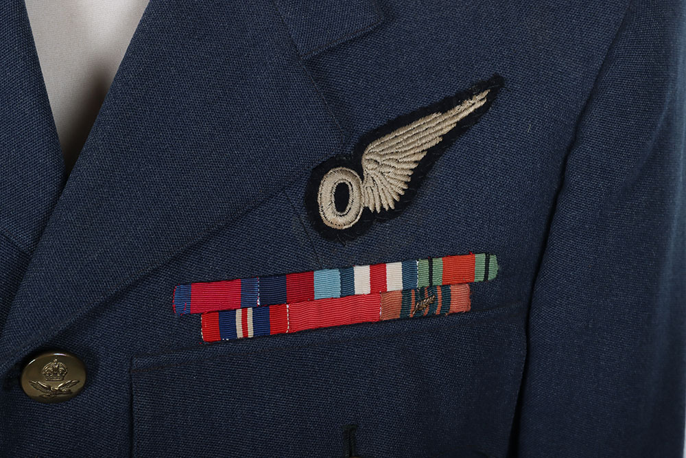 WW2 Royal Air Force Observers Distinguished Service Order Winners Service Dress Tunic - Image 3 of 9
