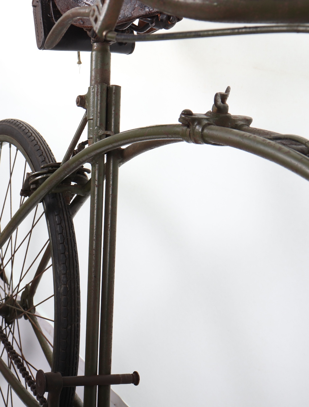 Extremely Rare 1st Model Twin Tube Airborne Forces Folding Bicycle - Image 11 of 21