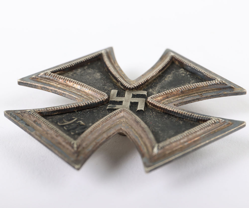 1939 Iron Cross 1st Class with Screwback Fitting by Rudolf Souval, Wien - Image 9 of 9