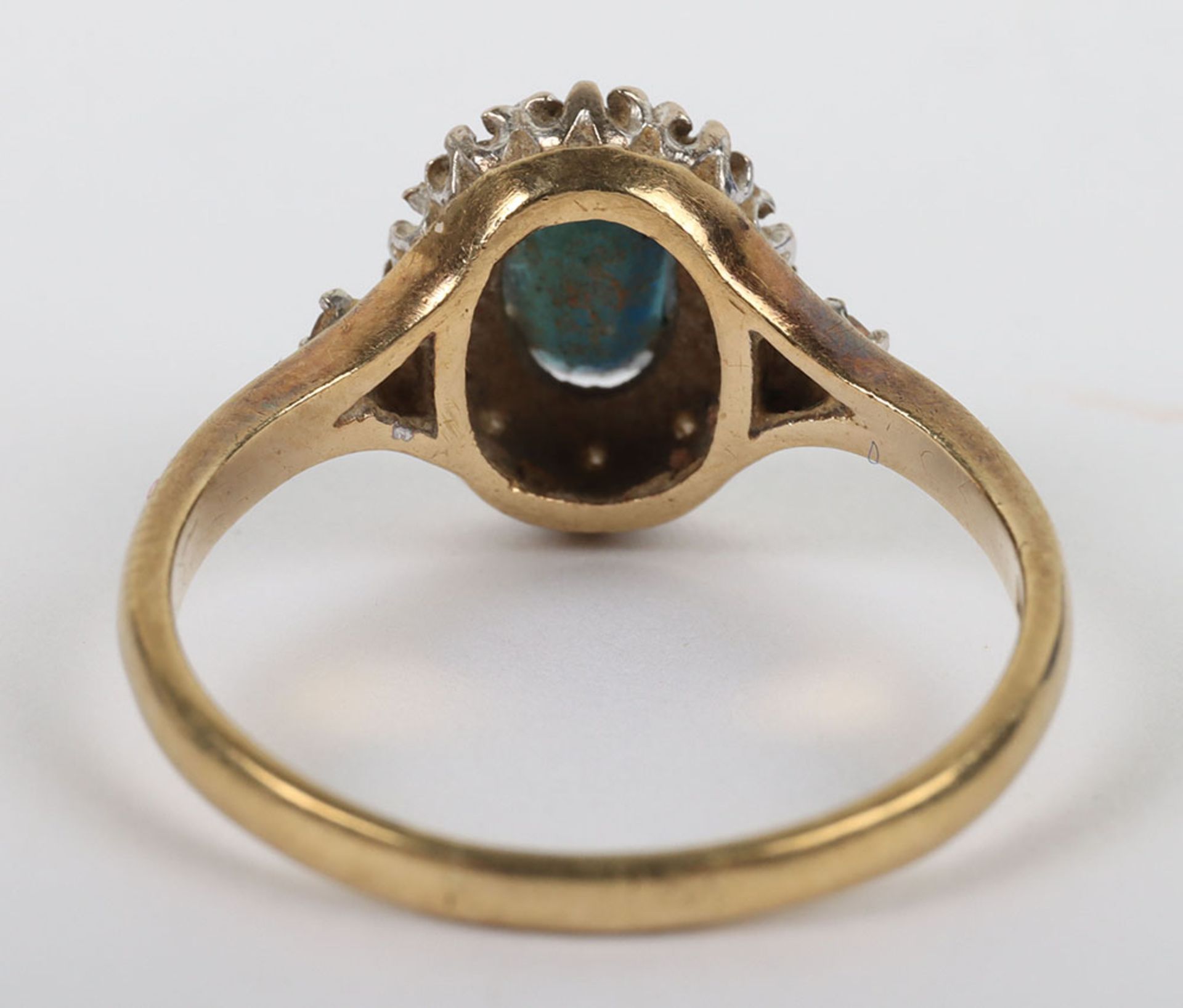 An 18ct gold, sapphire and diamond set ring - Image 5 of 5